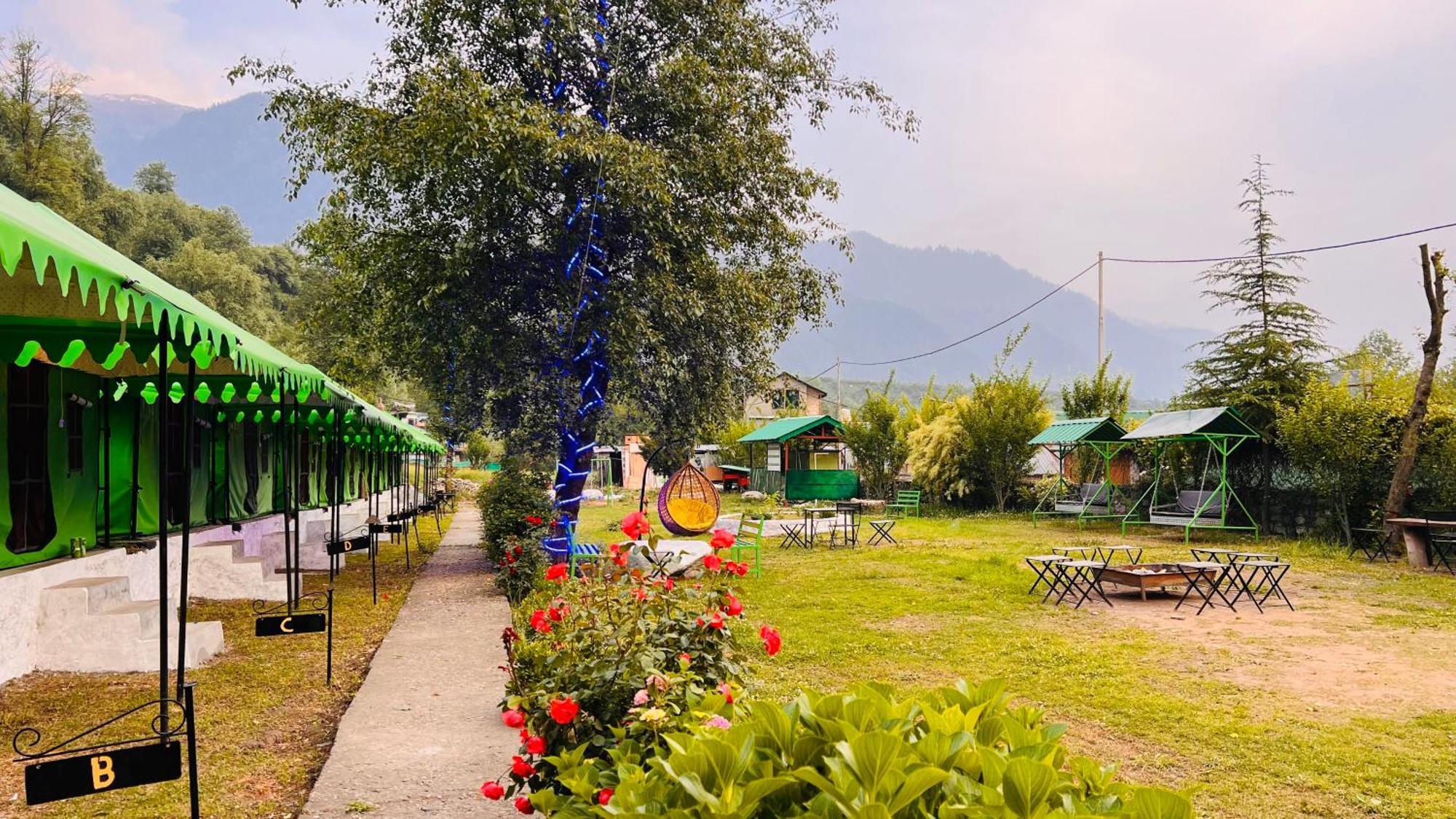 Himalayan Riverside Swiss Cottage Tents, Manali ภายนอก รูปภาพ